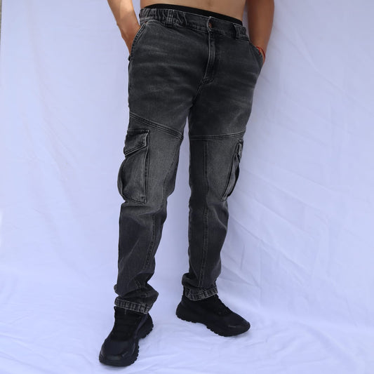 Pantalón Cargo Essential