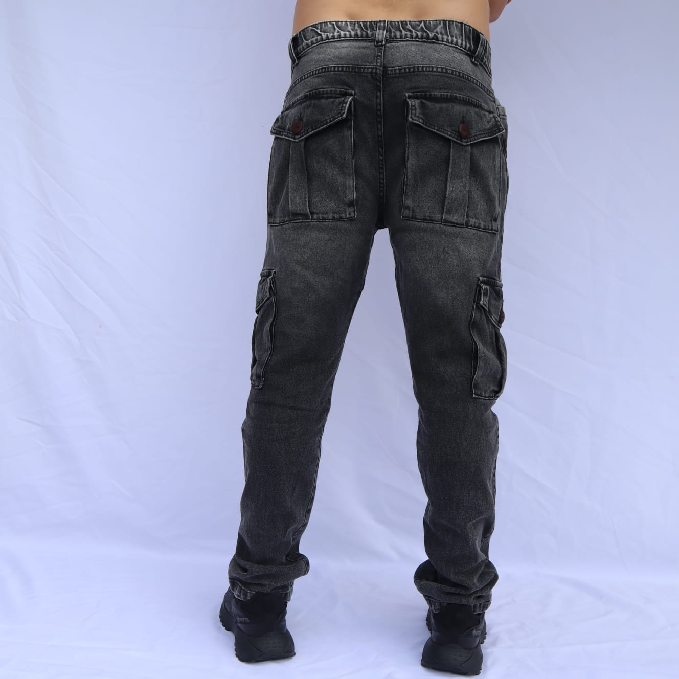 Pantalón Cargo Essential